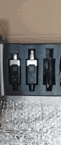 السلام عليكم ورحمة الله وبركاتة مايكات لاسلكي JBL المده الحقيقي50 متر مع مرسله تحول المايك الواير الى لاسلكي مده حقيقي 30 متر اي استفسار هذه رقمي *********** واني خادم اخوكم ملا عصام الكربلائي
