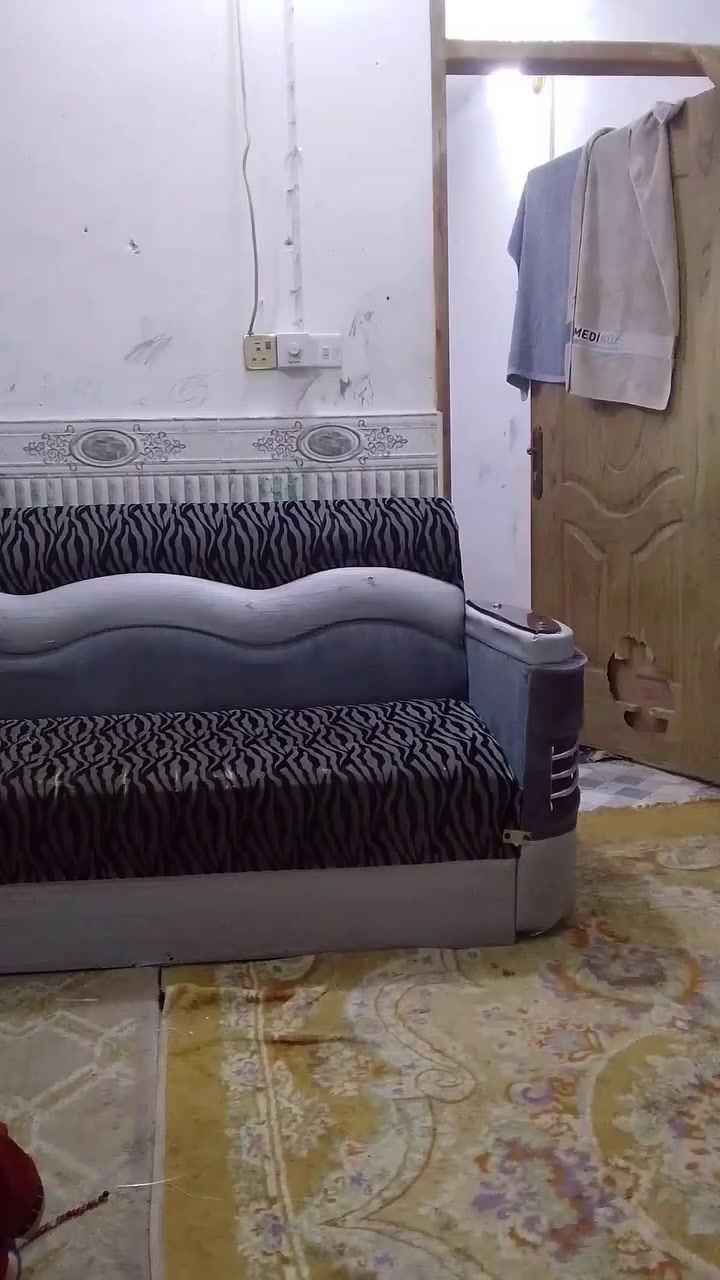 تخم قوي تسكام  8مقاعد كولش قوي  فقط القماش شويه قديم ب75


**إذا كنت صاحب هذا الإعلان وتريد حذفه لأي سبب، رجاءا أرسل رسالة إلى الدعم الفني**