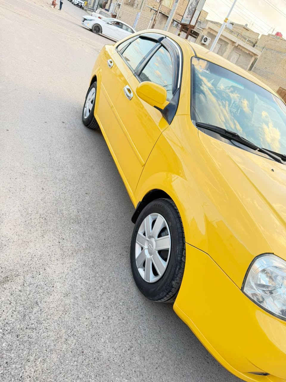 سلام عليكم سياره اوبتره 2011السياره مكفوله اصولايات وضربه قويه صبغ جماليه فقد السياره كير ومحرك جدد حداده جديده تبريد ثلج  كهربايات جديده السعر 63وبيه مجال *********** مكلف بل نشر
