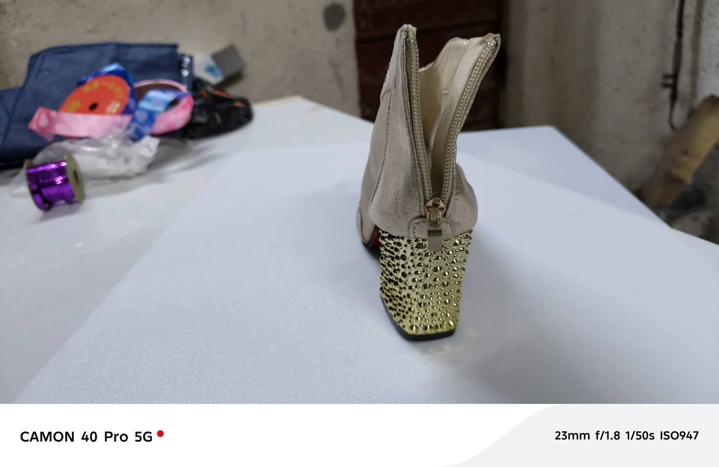 حذاء جديد غير مستعمل صياس ٣٨موديل حلو ومرتب ينغلق بالسحاب
السعر ١٠ 
المكان القبله


**إذا كنت صاحب هذا الإعلان وتريد حذفه لأي سبب، رجاءا أرسل رسالة إلى الدعم الفني**