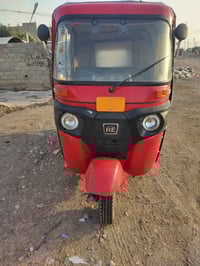 تكتك باجاج مديل ١٨ مكفوله كير واكسل والكشر كدامك واضح ب الصور مكينه بي...