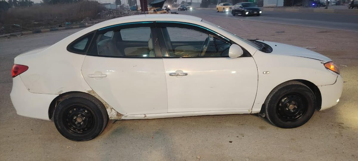 السلام عليكم النترا أفانتي موديل 2007 مصبوغه صبغ عام مكينه ١٦٠٠ دكشن عالي كير ومكينه كفاله تخم تاير تبريد تدفئة ويه السويج السيارة مال جناي سعر ٧٠ ورقة للأتصال *********** // ***********
