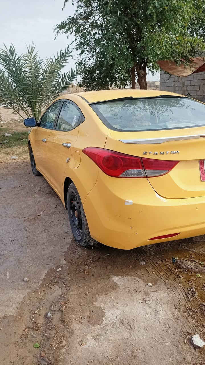 سلام عليكم النترا موديل 14 مضلع خليجي نضيفه كلش بيها بنيد مبدل السنويه 28 تنتهي مالكها صاحبي مداور شوكت ماتريد السعر 105 أو بيها مجال ***********
