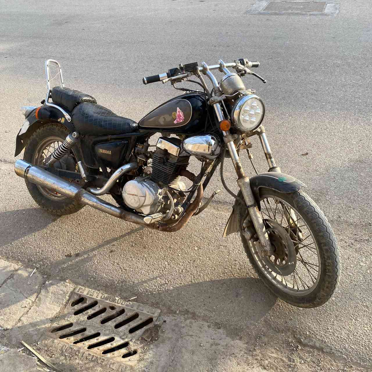 للبيع دراجه هارلي يوماها
سرعه 140
بيه مكينه ستوته 200cc
مكينه صافيه بس بيه تفيلس
دبلات شغاله تايرات نضاف
بريك خلفي شغال شغاله سلف
باقي تفاصيل خاص
مكاني بغداد الشعب بوب شام
سعر 300 وبيه مجال
شراي اتصل او متواجد خاص وبيك خير ودلل *********** 
رحمة لوالديك اذا مو شراي لا تعبني وضل بس تعامل ومتجي لين تسمع مني كلام مو حلو
