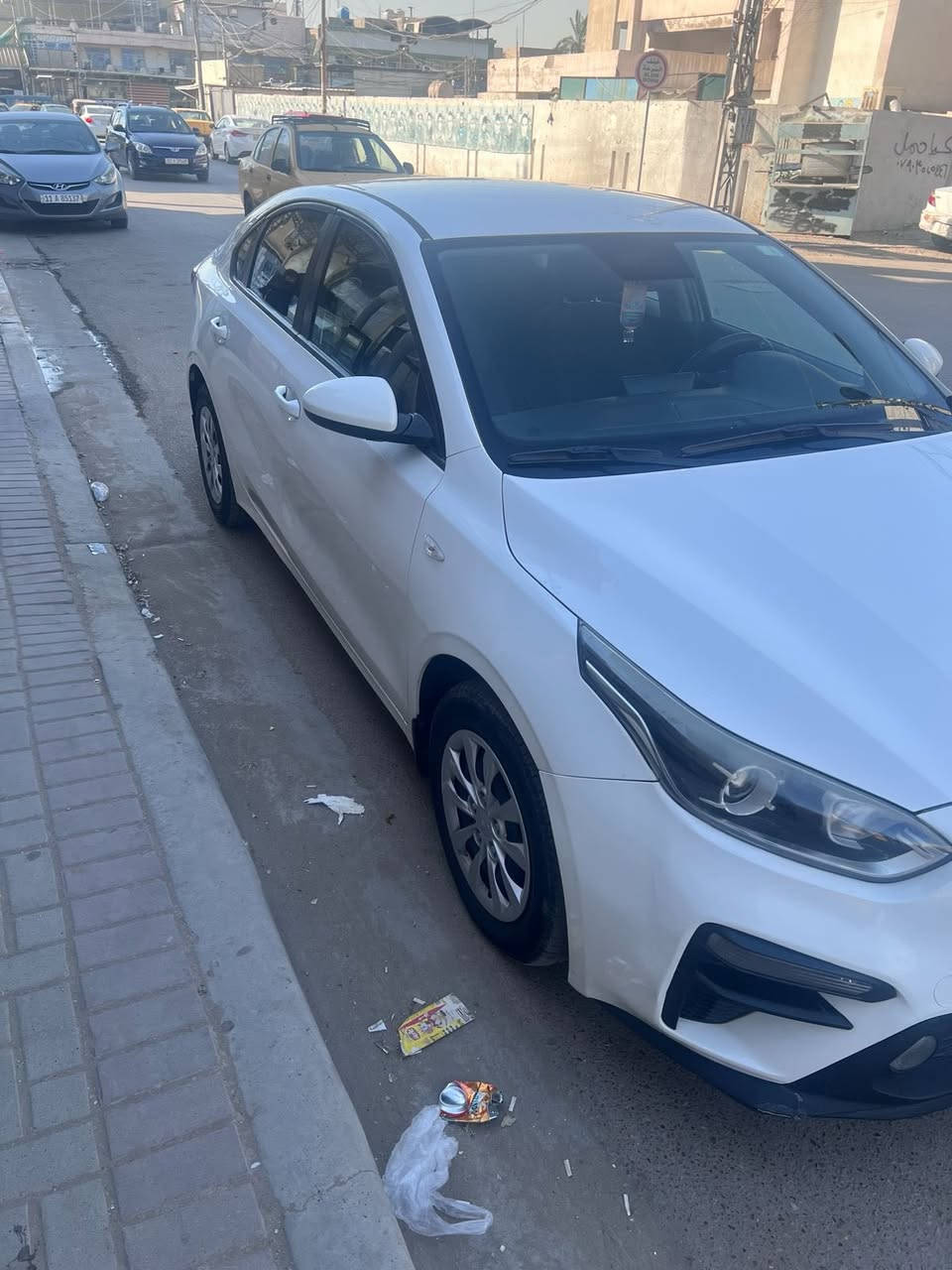للبيع سيراتو مديل 2019ماشيه 112الف مكينه 2000مكينه وكير وصدر  تبريد كله مكفول بيه باب مصبوغ وداير مال جاملغ مصبوغ السياره عله ايدي صارلهه 5سنوات عندي  نص فول شاشه كامره تبريد قطعه وحده   سياره خير من الله استفسار  اتصال بل رقم السعر 145وبيه مجال مكاني دوره نهايه شارع 60   ***********
