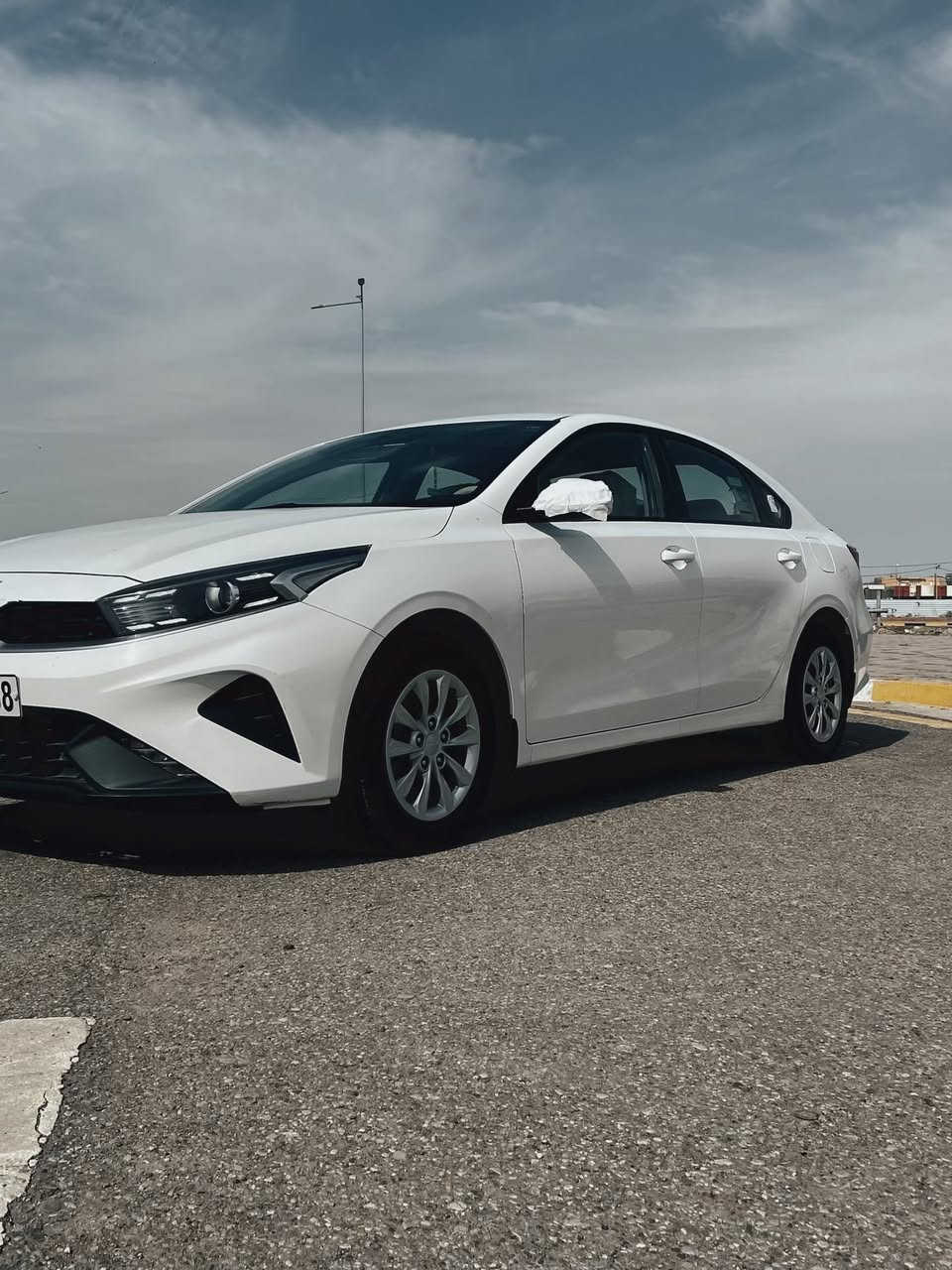 السلام عليكم
سيراتو موديل 2022

- محرك 1600
- تبريد قطعتين
-لد نهاري
-داخل لونين
-حساس خلفي
- منضومه زنون
-حساس ضغط اطارات
-تحكم جهتين
- مثبت سرعة

مكاني الصويرة/***********
