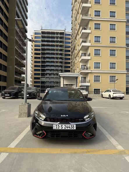 كيا فورتي 2022 GTline 
رقم بغداد ب اسمي
ماشية 85 km

فول مواصفات
فتحة
بصمة تشغل +بصمة ابواب + تشغيل عن بعد 
كشنات تدفئه تبريد جلد كشن سائق كهرباء
دركه مختومه Gtline على شكل حرف D
سستم صوت هارمن 
رادر امامي وخلفي
نقطة عمياء بالمري
تحديد مسار + بريك اوتو 
قياده ذاتيه 
فتحه سقف سلايت 
اشاير امامي لد 
بك لايت لد 
سايد بريك بصمه 
اوتو هولد 
شاحن لاسلكي 
مكينة 2.0 دوش 
حادثها البنيد والجاملغ من جهة السائق 
وبالعراق الجاملغ الخلفي صبغ 

السيارة جاهزة 

سعرها : 143$

مكان السيارة : بغداد - مجمع بوابة العراق
***********
غير متوفر في الفيسبوك الرجاء الاتصال على الرقم
