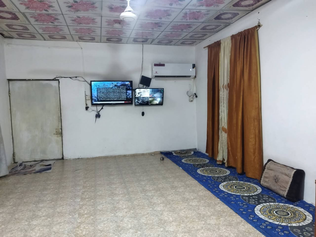 بيت زراعي كويتي في أبي الخصيب قرب فلكه التجنيد يبعد عن الشارع السياحي كيلو متر
عدد الغرف 3
مع صاله وديوانيه ومطبخ وحمام 
اضافه الى حديقه صغيره خلف البيت 
بيت مرتب ونظيف من كل النواحي 
السعر 25 مليون 

للاستفسار التواصل ع الواتس اب 

***********
