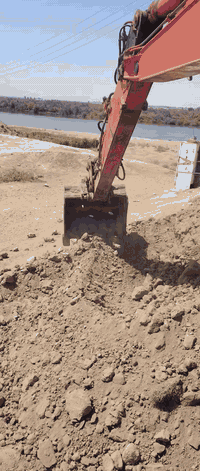 حفارة ليبهر • حجم ٩٠٠ • موديل ٩١