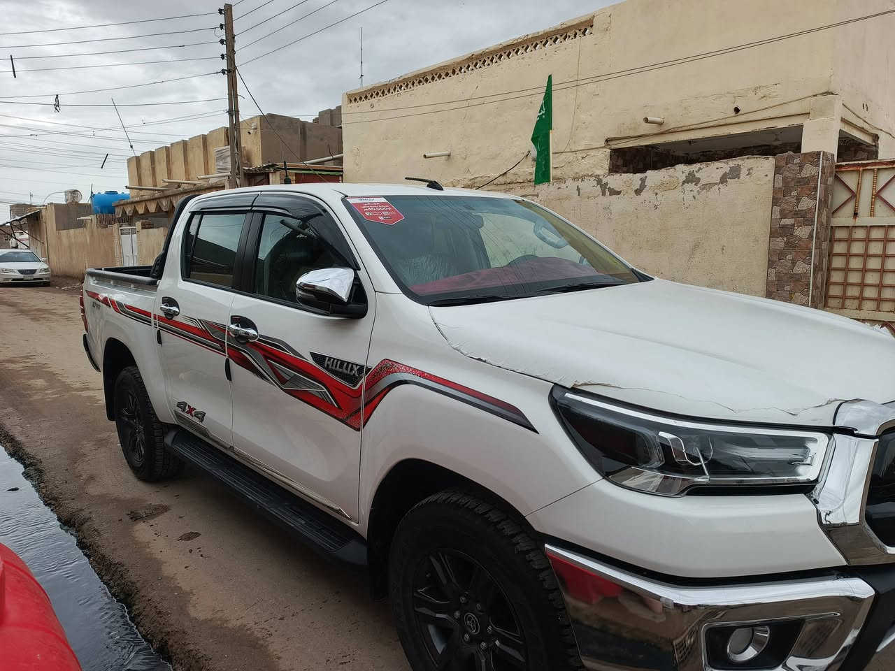 السلام عليكم تويوتا فورويل موديل 25 كفاله عامه على وضع الشركه يعني زيرو اوتوماتيك رقم اربيل تحويل مباشر يعني لا براء الذمه ولا شيء فول مواصفات شاحن اواكس تبريد تدفئه كشنات رادار بيع ومراوس 
العنوان ذي قار الفجر 
السعر المطلوب 350
تلفون ***********
ضمان ثلاث سنوات تبديل دهن على الشركه
