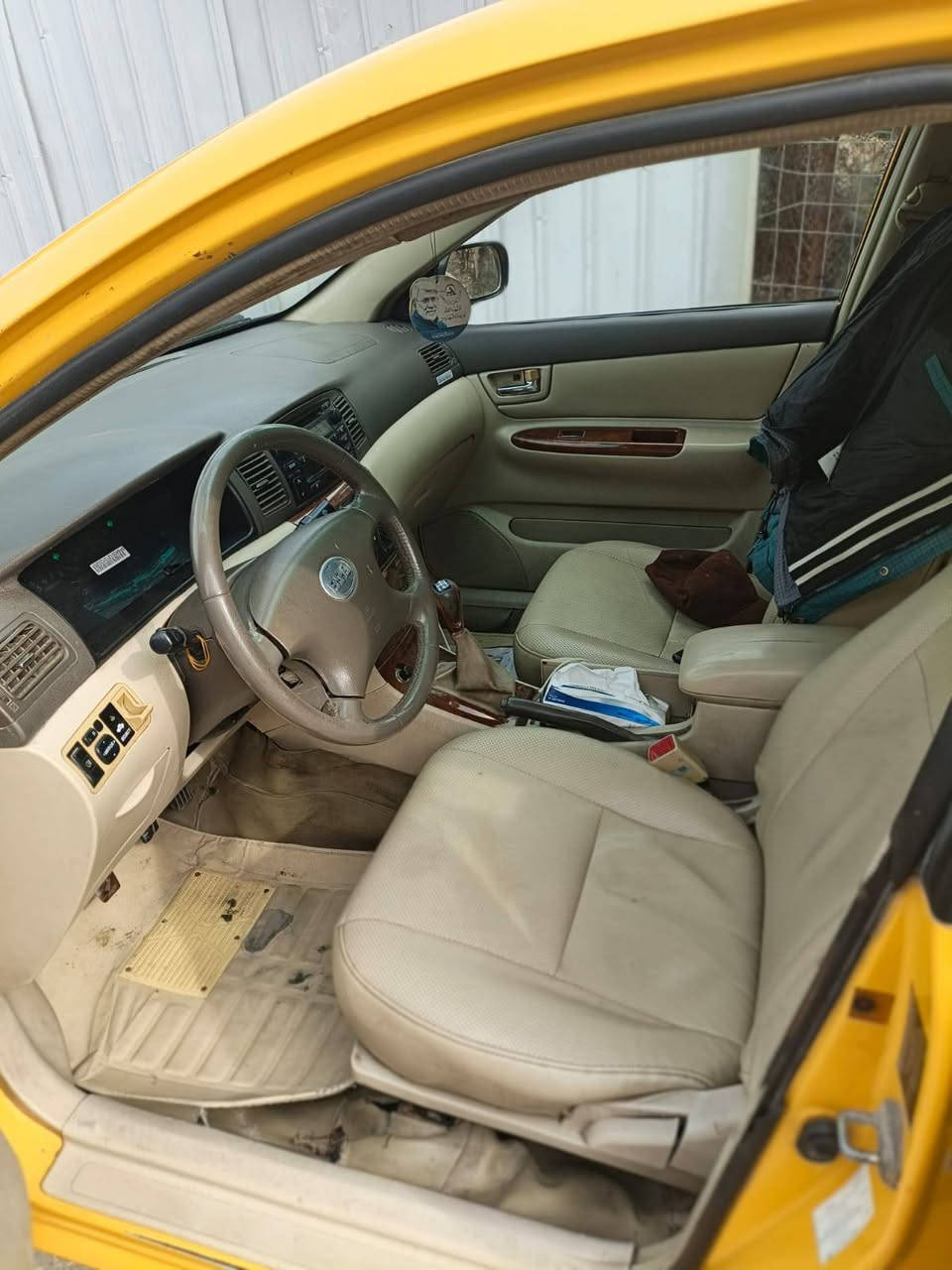 سلام عليكم
للبيع BYDF3 
بسمي تحويل ثاني يووم 
السيارة بيهاا كم قطعه صبغ فقط
مكينه جديده هسه شادهاا + صدر جديد + تخم مجااول+
عبوه بنزين + بلكاات السيارة ربع متذب عليهاا 
مكااني بغداد الرصافه
*********** بي واتس اب 
السعر 48 وبيهاا مجال
