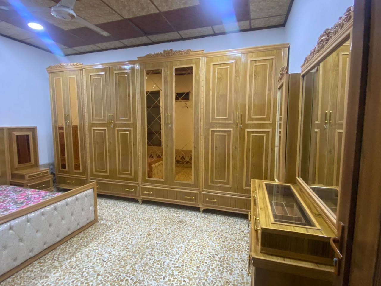 غرفه نوم لووك بعدها بل نايلون تفصال ب 3 ملايين وبيها مجال. مستعجل عل بيعتها


**إذا كنت صاحب هذا الإعلان وتريد حذفه لأي سبب، رجاءا أرسل رسالة إلى الدعم الفني**