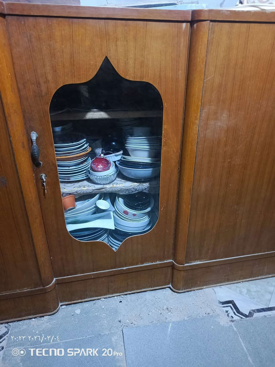 السلام عليكم
* بوفيه تسكام للبيع 
* نضافه 90% جديده فقط يرادله يدات وقفاله 
* المكان الكوفه 
* شرط تسكام 
** الرقم ***********
* السعر عل الخاص
