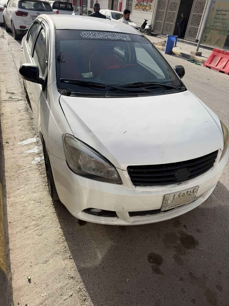 كريت ويل فولكس موديل 12
بيها تلكيط خياس هلالات ودوس 
كير ومحرك زينات حدادية كهربائيات
رقم بابل تحويل مباشر ب37 وبيها مجال
مكاني واسط / الكوت
***********/ ***********
