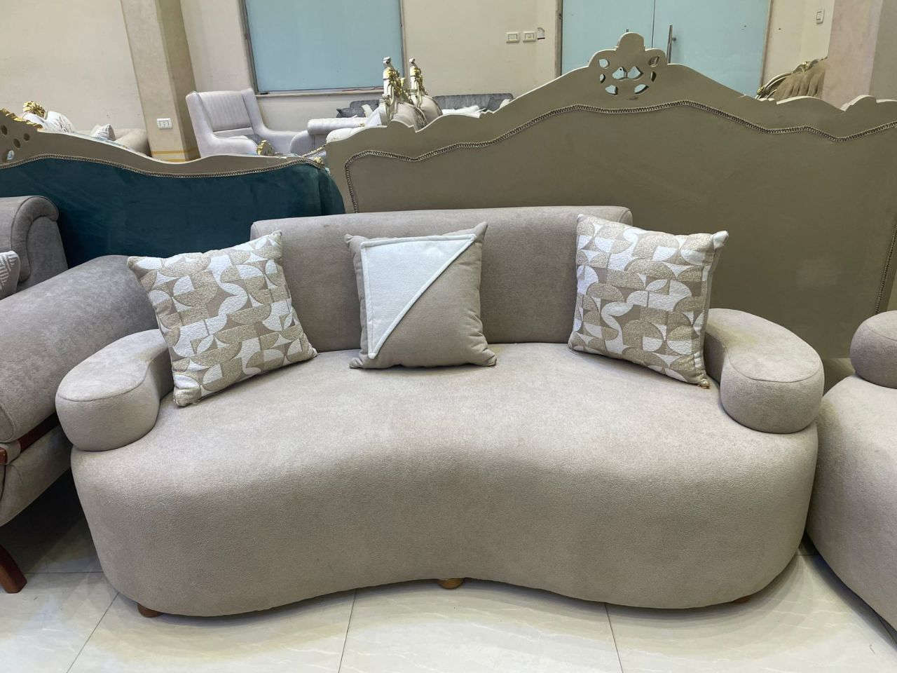 ✨انتريهات دمياطي 

خشب زان محمل 

سفنجات 35

قماش مستورد

سعر 16500


**إذا كنت صاحب هذا الإعلان وتريد حذفه لأي سبب، رجاءا أرسل رسالة إلى الدعم الفني**