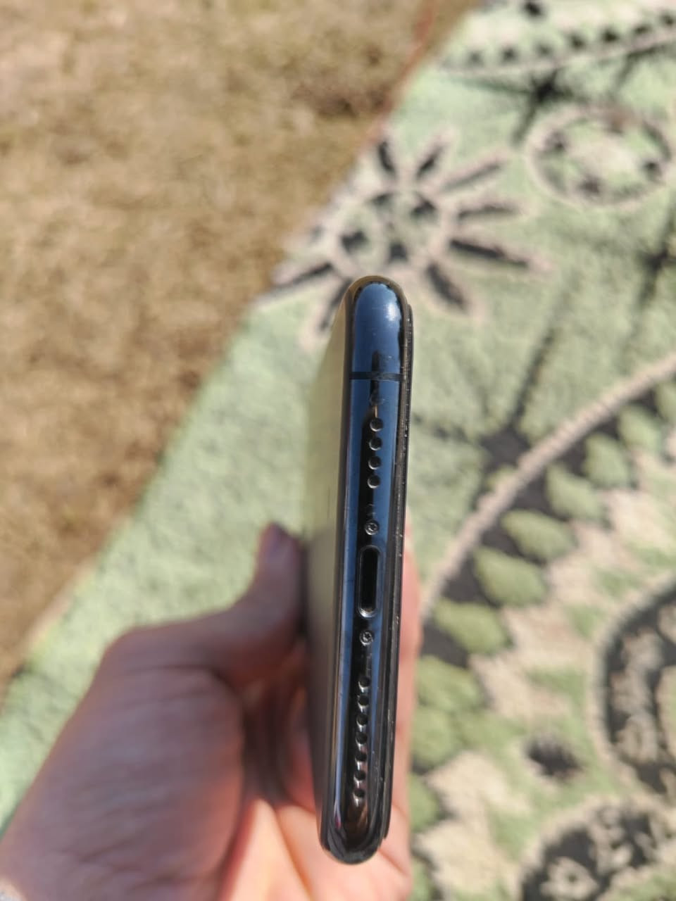 سلام عليكم جهاز آيفون 11 برو ماكس للبيع جديد فول نضافه مستبدل بطاريه اصليه 91 شرط الذاكره 256 
للاتصال ***********
