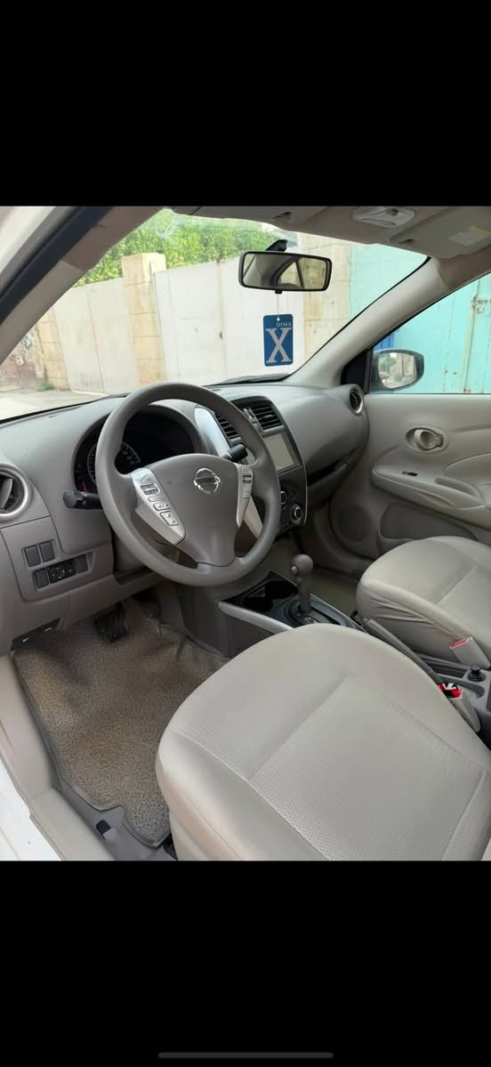 الرقم ***********
سني ٢٠٢٤ هندي سياره جديده بمعنه كلمه  بيه شبر بل قبق مال صندوك صبغ مواصفات شاشه كامره تحكمات  كير مكينه مكفول سعر١١٨ وبيه مجال
