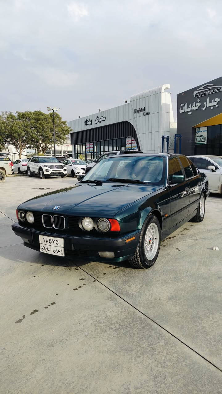 بئیم 525 مۆدیل1992بێ لیدراوە بی سارد تازە بۆیاخە سە یاریە کی زۆر جوانە سلایتە مکینە و گێری تبریتو تە تفیەە
چوار تایە ویلی لۆکە  بشە رت تحویل خرامە بشە رت
...سعر 60 معاملە
 شوین کلار ::ژم***********
