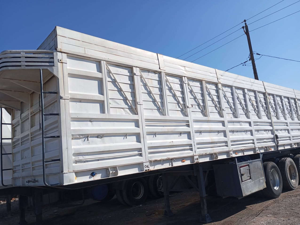 للبيع عربانة حدادية 4 دناكير
للاستفسار:***********
