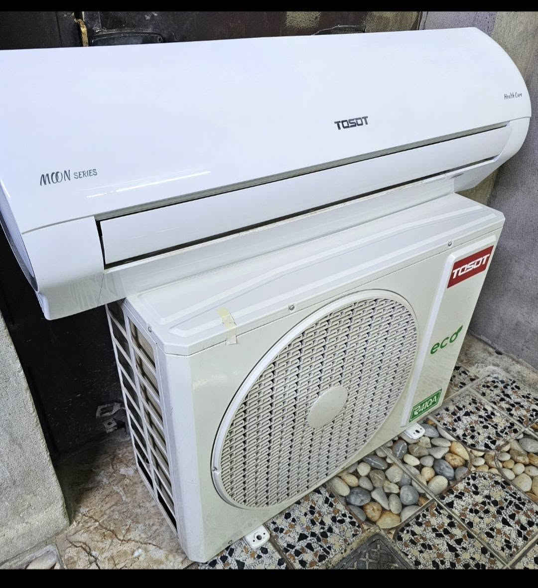 سبالت توسوت (حجم طنين ) عدد 2  خوات 
انتاج حديث 
غاز 410 ضاغط T3 يتحمل درجه 
حراره🌡عاليه نظافه 💯% 
بلاديات على وضع الشركه بدون اي تصليح 
ملحقاتهن كامله بواري ريمونت قاعده وايرات كلهن كاملات غازهن مقفول يعني بدون اي نقص مغسولات ومسلفنات وجاهزات للشد 
💶 سعر الجهاز 550 
📍مكاني بغداد قريب الشعب بوب الشام 
للاتصال  *********** 
*********** وتساب موجود 
يوجد خدمة توصيل 🚛لكل المحافظات
