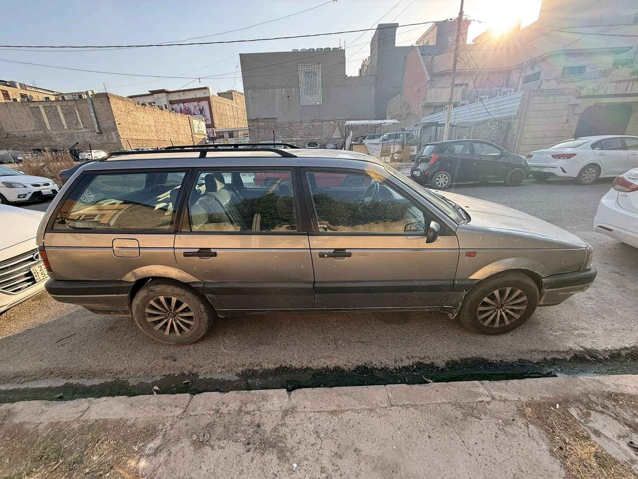 للبيع 
باسات موديل1991
محرك20
كير محرك شرط 
تبريد بس ناقص غاز
سياره مال بيت
سياره بدون صبغ بس بارد جاملغ الورا ولقدام 
طخم تيرات جديده 
رقم نينوى مسطره مكان سياره ايسر حي زهور
تحويل ثاني يوم
سعر37ورقه وبيه مجال بسيط
التواصل ع رقم او واتساب
***********
