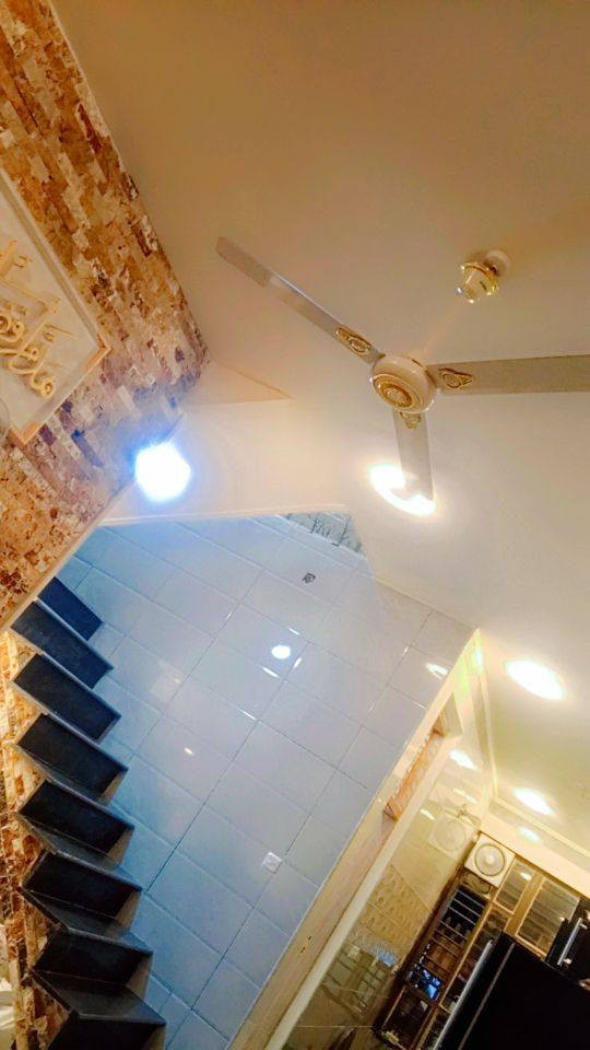 السلام عليكم دارا البيع
مساحه 93. متر 3 طوابق
سعر. 130 مليون وبيه مجال 
الاستفسار اكثر الاتصال على الرقم
***********
