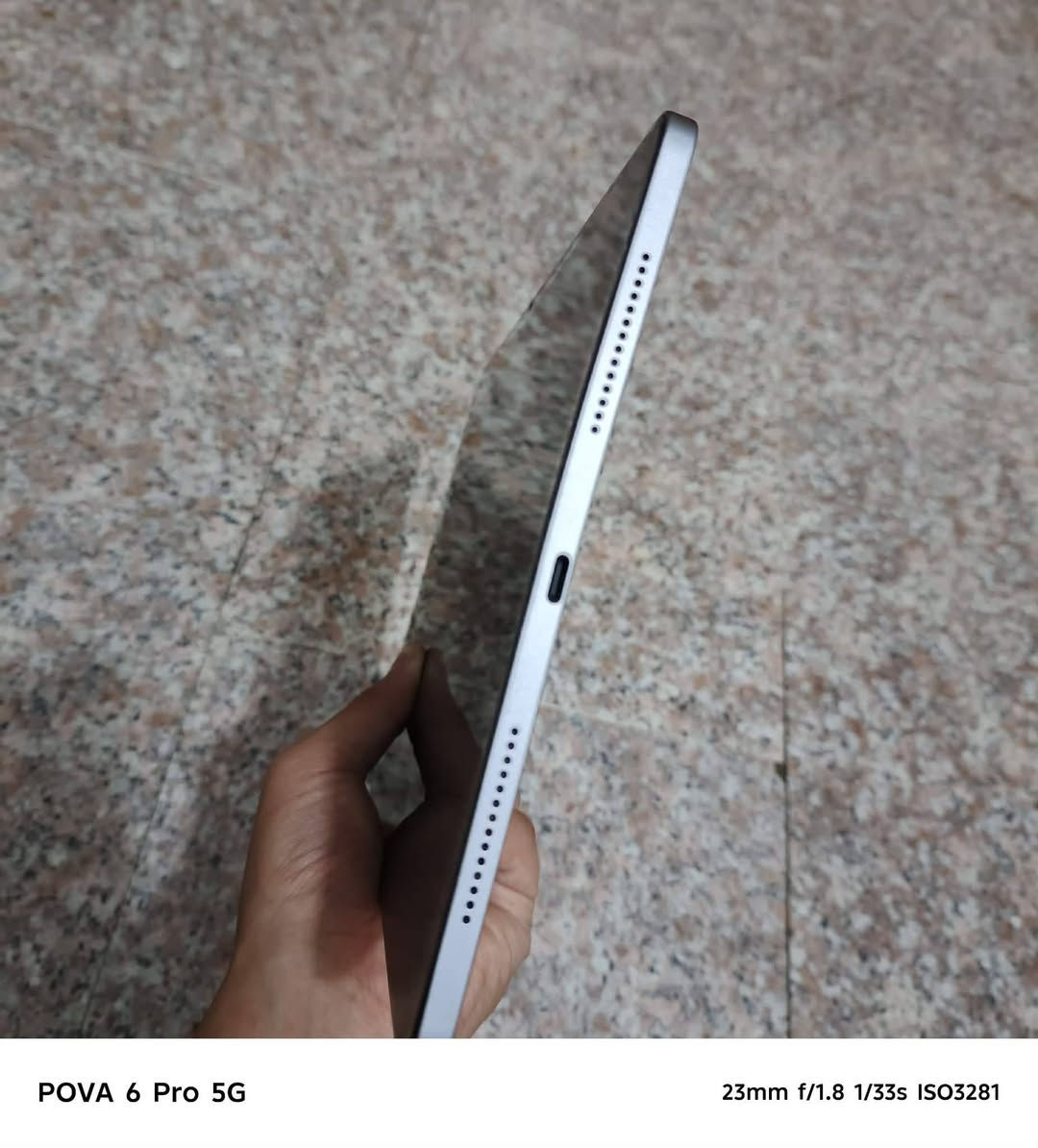 🔥 للبيع Honor Pad 10 PaperMatte 🔥
8GB RAM / 256GB
مستخدم 8 أشهر فقط.
نظيف جدًا والأداء ممتاز.
كامل مع العلبة والشاحن.
توجد آثار بسيطة على لزقة الشاشة فقط، أما الشاشة نفسها سليمة.
اللي جاد بالشراء يكتب سعره بالتعليقات


**إذا كنت صاحب هذا الإعلان وتريد حذفه لأي سبب، رجاءا أرسل رسالة إلى الدعم الفني**