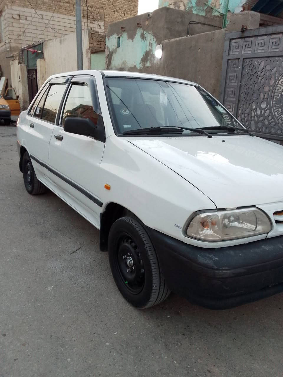 البيع موديل 2015جاهزه من كاشي كفاله عامه بعده عله وضع الشركه المكان دوانيه مركز السعر 45الرقم ***********
