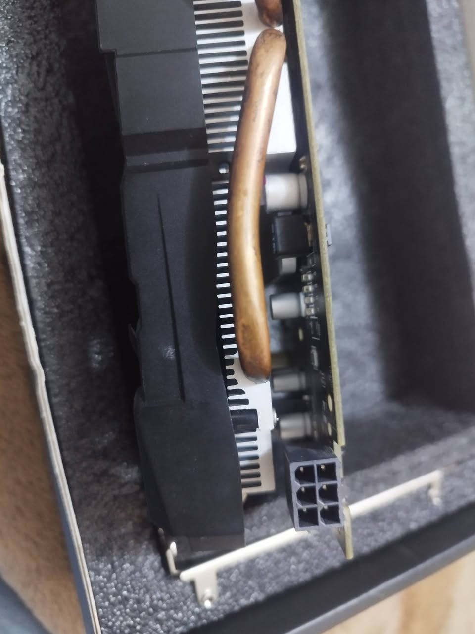 من رخصه الادمن كارت RX580 8GB 
للبيع بي منفذ HD واحد و3 Display board ابيع فحم ما مفحوص اكرر ما مفحوص يعني ابيع فحم 
الشراي يخلي سعر وبالعافيه ما عندي توصيل 
مكاني بصره زبير ساحه المصريين


**إذا كنت صاحب هذا الإعلان وتريد حذفه لأي سبب، رجاءا أرسل رسالة إلى الدعم الفني**