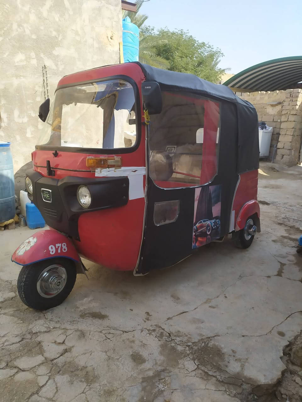 تكتك للبيع موديل 18صولي اوراق السعر 3100 وبيه مجال نوع لتكتك زيل الستفسار *********** ول لمحرك بجاج
