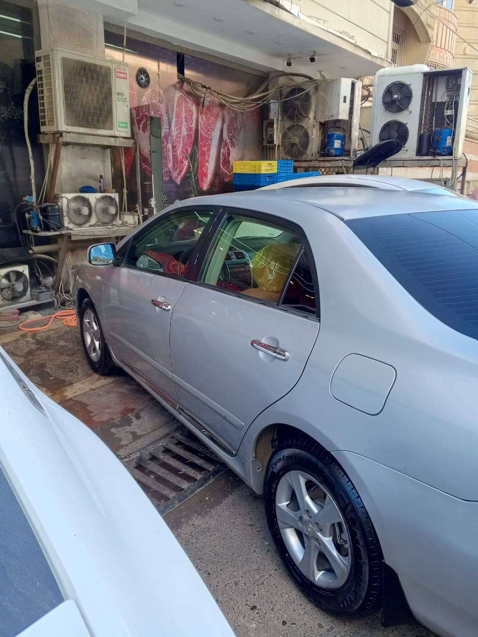 قطعة نادرة بسعر مناسب جداً 108 $ نقداً فقط
كورلا 2011  بوند مبدل بلادي وجاملغ بي صبغ قليل كير محرك صدر رقم كله جديد مكاني القيارة 
بيع فقط ونقدا 
***********
