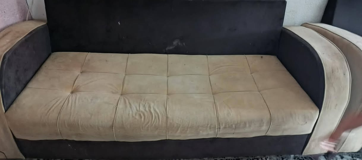 سلام عليكم غراض للبيع  منزليه
طباخ 
وطبلات 
وتخم


**إذا كنت صاحب هذا الإعلان وتريد حذفه لأي سبب، رجاءا أرسل رسالة إلى الدعم الفني**