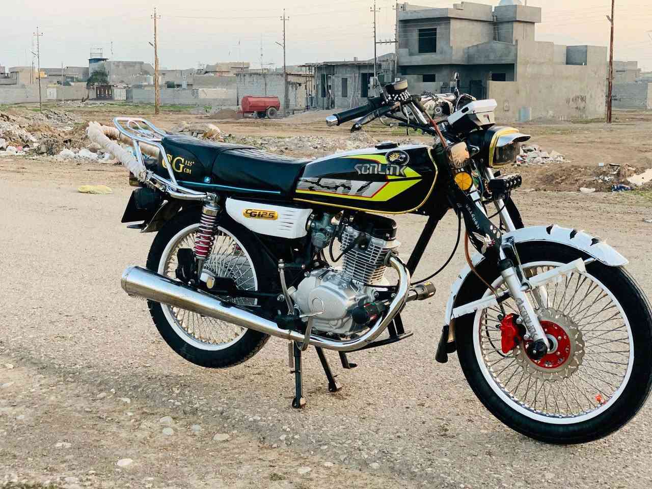 سلام عليكم  ماطور للبيع سونيك اصلي موديل 24 لوك ماشي 3700 فقط لوك جديد  محرك كير كلج  شرط ماناقصه برغي  فول نضافه  سعر اتصال ع رقم ***********
