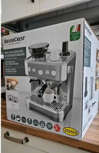ماكنة قهوة ألمانية • سلفر كرست • ١٥ بار