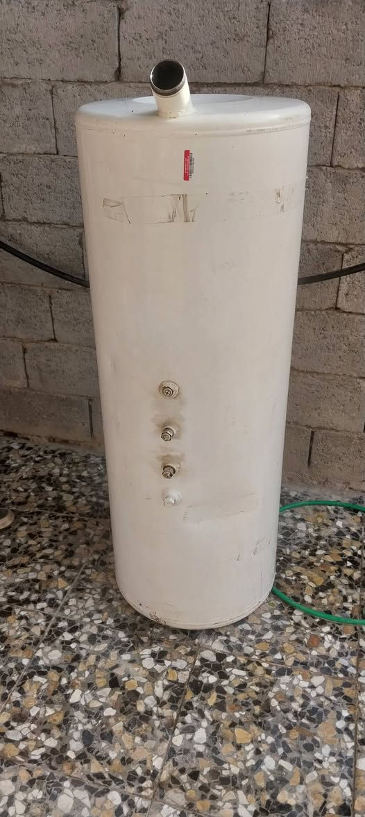 للبيع 
***********
