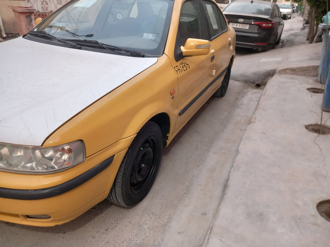 السلام عليكم سمندموديل 11مكفوله من الصبغ والتبديل فقط على كدشبريم قبغ البانزين مكينه كير تبريد حداديه تخم تاير كهربايات كلشي شغال وبلادي رقم بغداد مصفره السياره السعرالمطلوب 35وبيه مجال بسيط مكان السياره بغداد الشعب للتصال 0771326558 ملاحضه غيرمتواجدعلنت فقط اتصال


**إذا كنت صاحب هذا الإعلان وتريد حذفه لأي سبب، رجاءا أرسل رسالة إلى الدعم الفني**