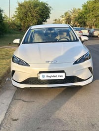 BYD Seal 05   رقم بغداد بأسمي   موديل 2025   ماشية 25 الف   مواصفاتها ...