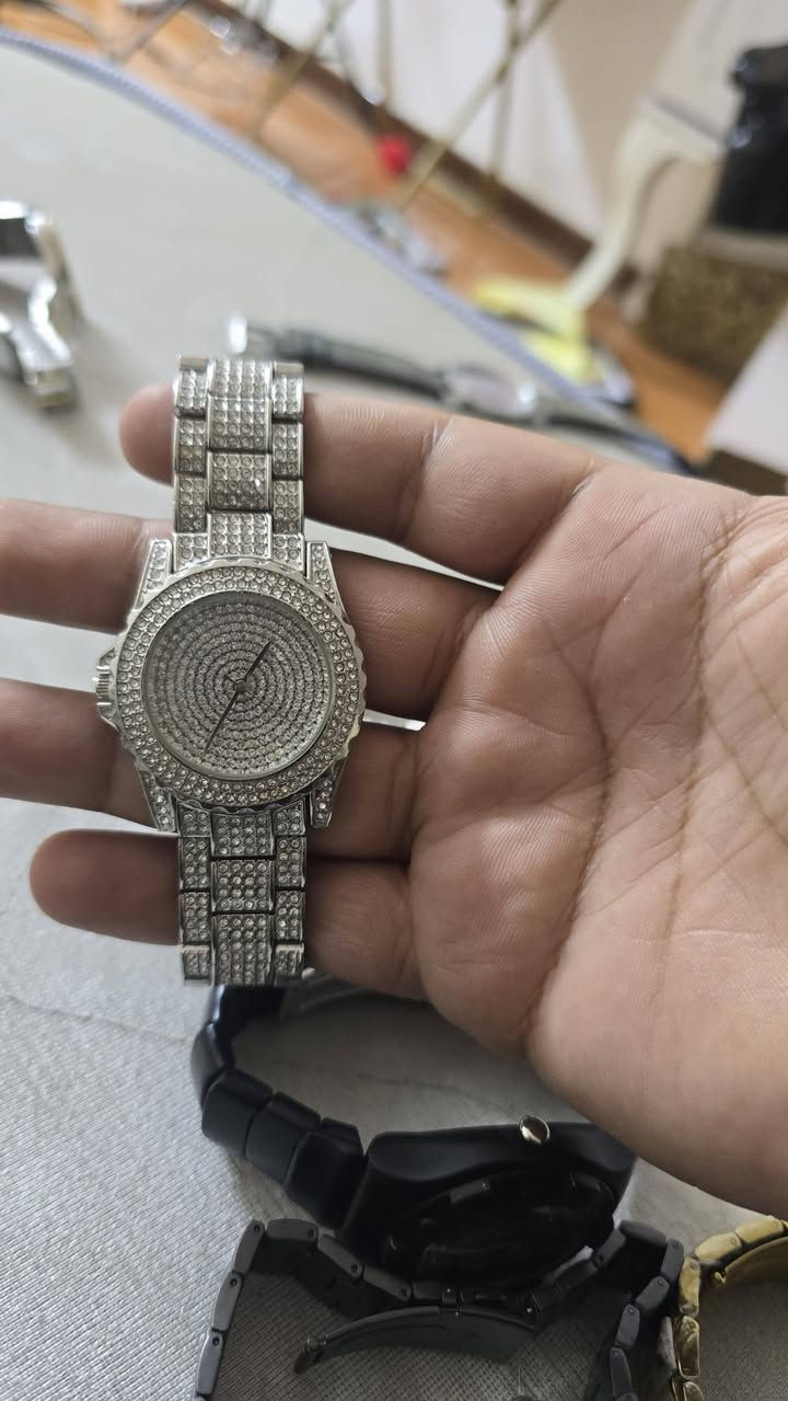 واتساب *********** تيك توك ساعات داني
