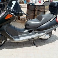 دراجه فورزه 04 للبيع نضيفه كما موضح بصوره للستفسار 07814511257