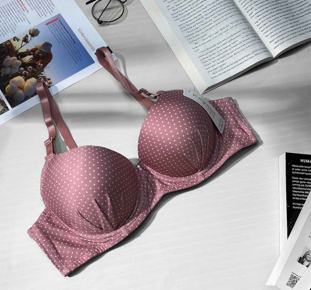 ستیان 500 دینار بە جوملە 
ستیان و لیباس 1000 دینار جوملە


**إذا كنت صاحب هذا الإعلان وتريد حذفه لأي سبب، رجاءا أرسل رسالة إلى الدعم الفني**