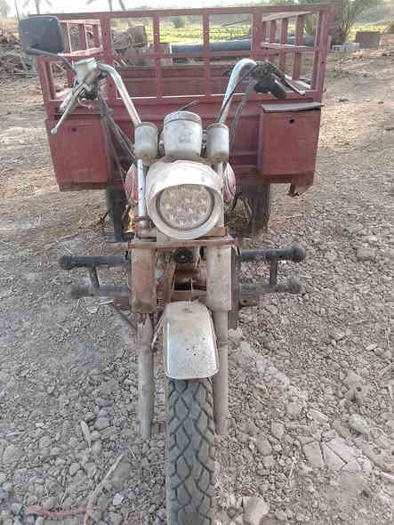 ستوته امتيأر شغاله سلف وهندر محرك صافي شاصي نضيف 
سعر 600  مكاني الخالص الأسود رقم ***********
