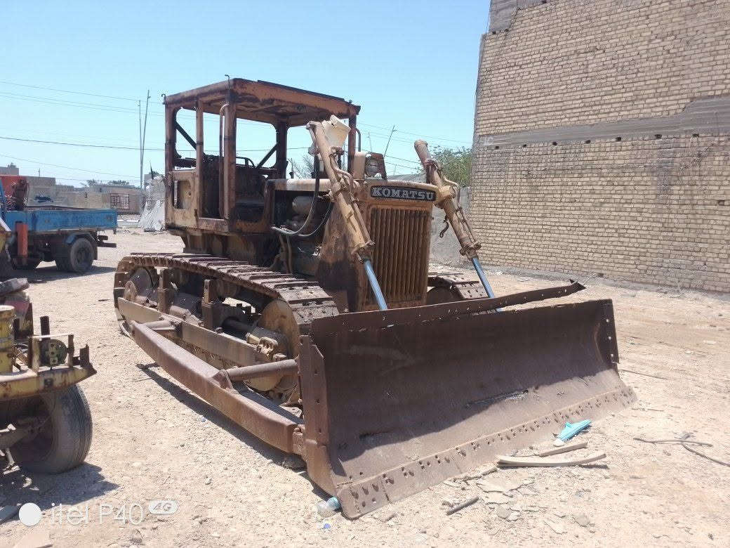 بلدوزر كوماتسو 57 رقم وسنوية ،،موديل 92
رقم الهاتف ***********
