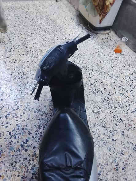 السلام عليكم ذبانه ساسوكي مسطره مفتوحه مره وحده اوراق شغاله سلف كهربائيات كامله عينه ماعينه عوزها بگ لايت وره بس الدراجه حلوه ونضيفه ماعوزها شي مكينتها ناعمه  حلوه العنوان ميسان العماره حي الفنانين قرب البستان السعر 250 بيها مجال   الرقم  ***********
