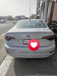 جيتا موديل 2019 لون رصاصي فول مواصفات عدداد مشي 76الف كيلو متر بدون ضر...