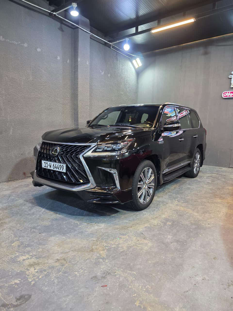 للبيع لكزز مديل 2017 السعر 595 ورقه رقمي ***********
