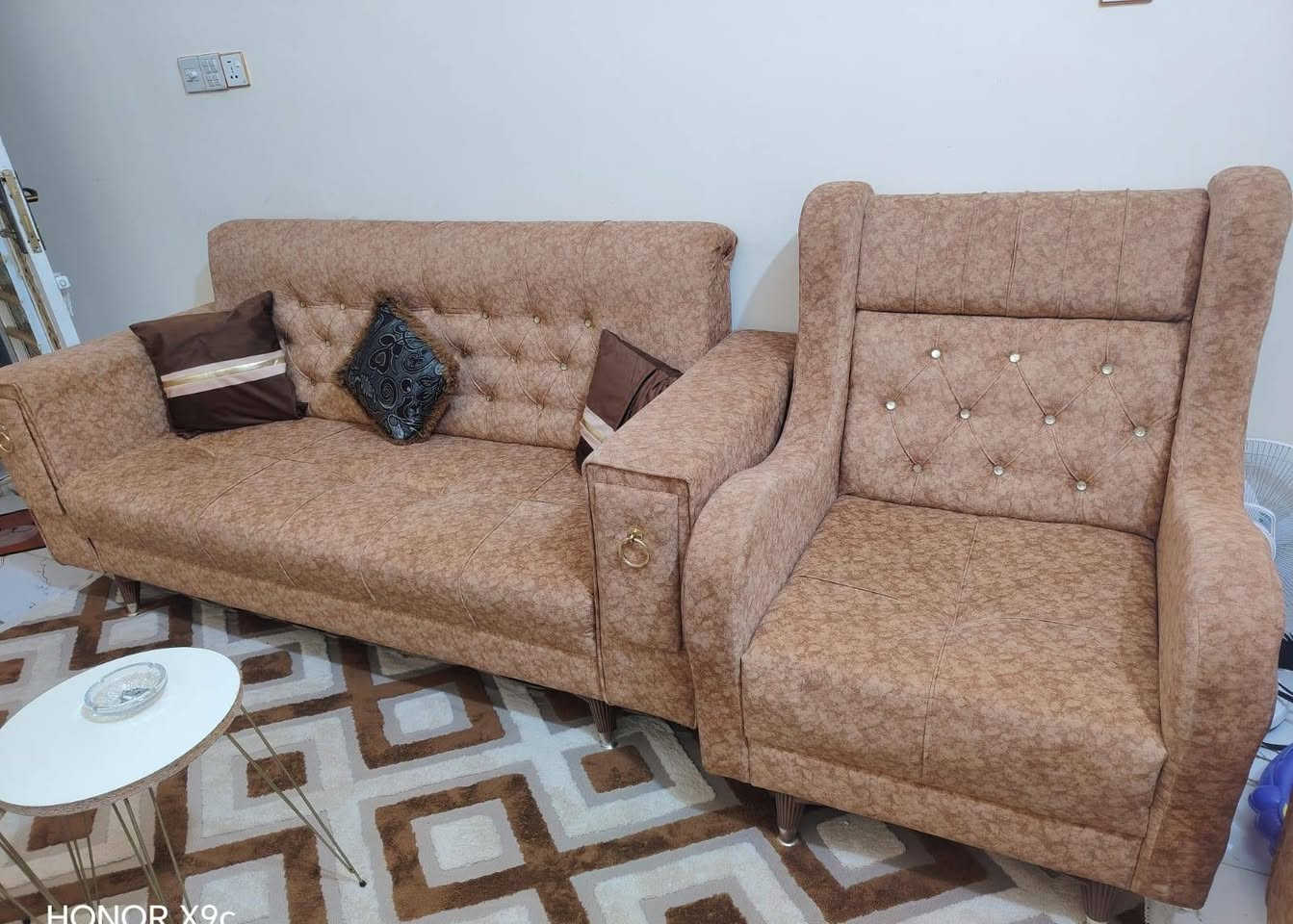 السلام عليكم طخم للبيع عشره مقاعد نضافة 100 ٪ السعر 400 وبيه مجال قليل المكان حي الغدير فلكة القاضي عمارة, ميسان


**إذا كنت صاحب هذا الإعلان وتريد حذفه لأي سبب، رجاءا أرسل رسالة إلى الدعم الفني**