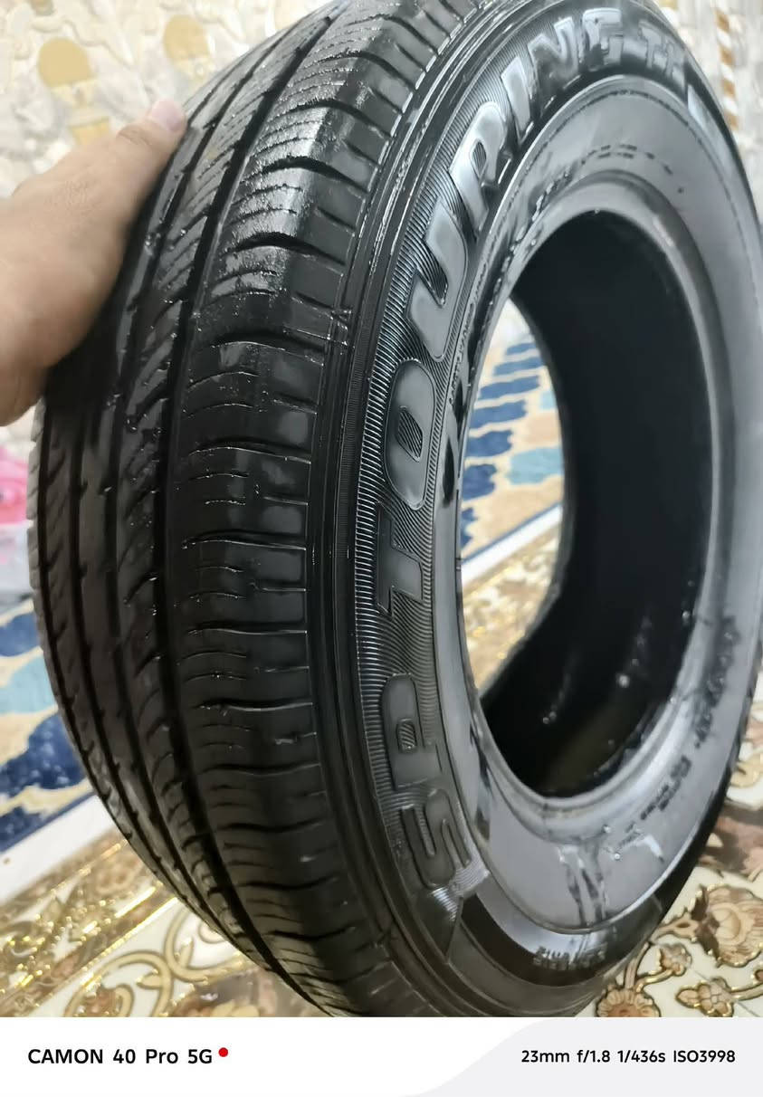 سلام عليكم تايرات البيع مال كابرس 
قياس موضح بل الصوره 
السعر 60 الف 
مكاني البياع تقاطع درويش 
***********
