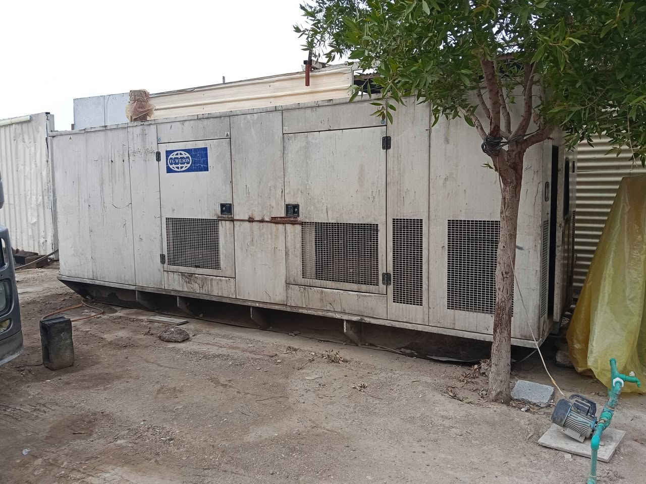 كاتم مولدة بيركنز 500 كيفي نضيف كامل للبيع السعر 23 ورقه
للاتصال ***********
