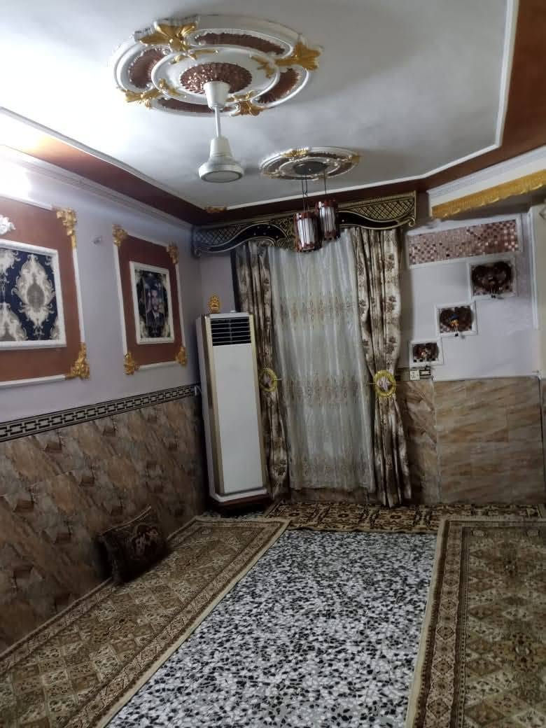 بيت للبيع الكفاءات قرب المدارس الجدد المساحه 128
***********
