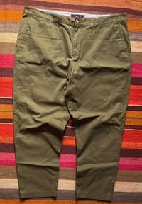 تومي بنطرون • كتان اورجنال • مقاس ٤٢